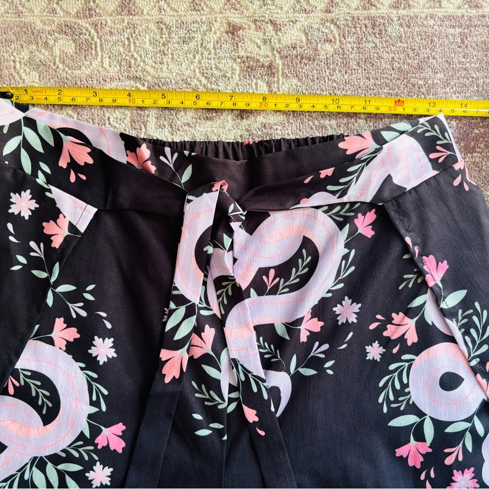 Witchy boho serpent palazzo pants - Picture 7 of 11